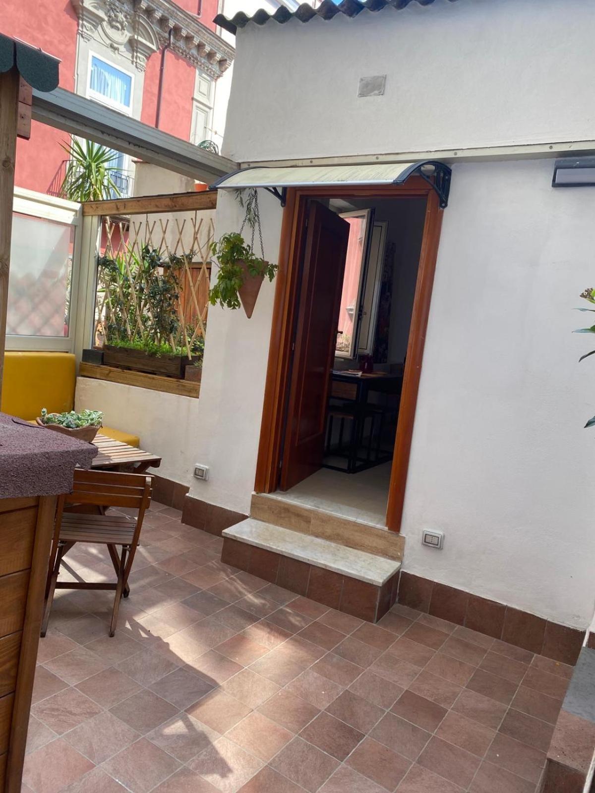 La Casa Di Apollo Apartment Napoli Exterior foto